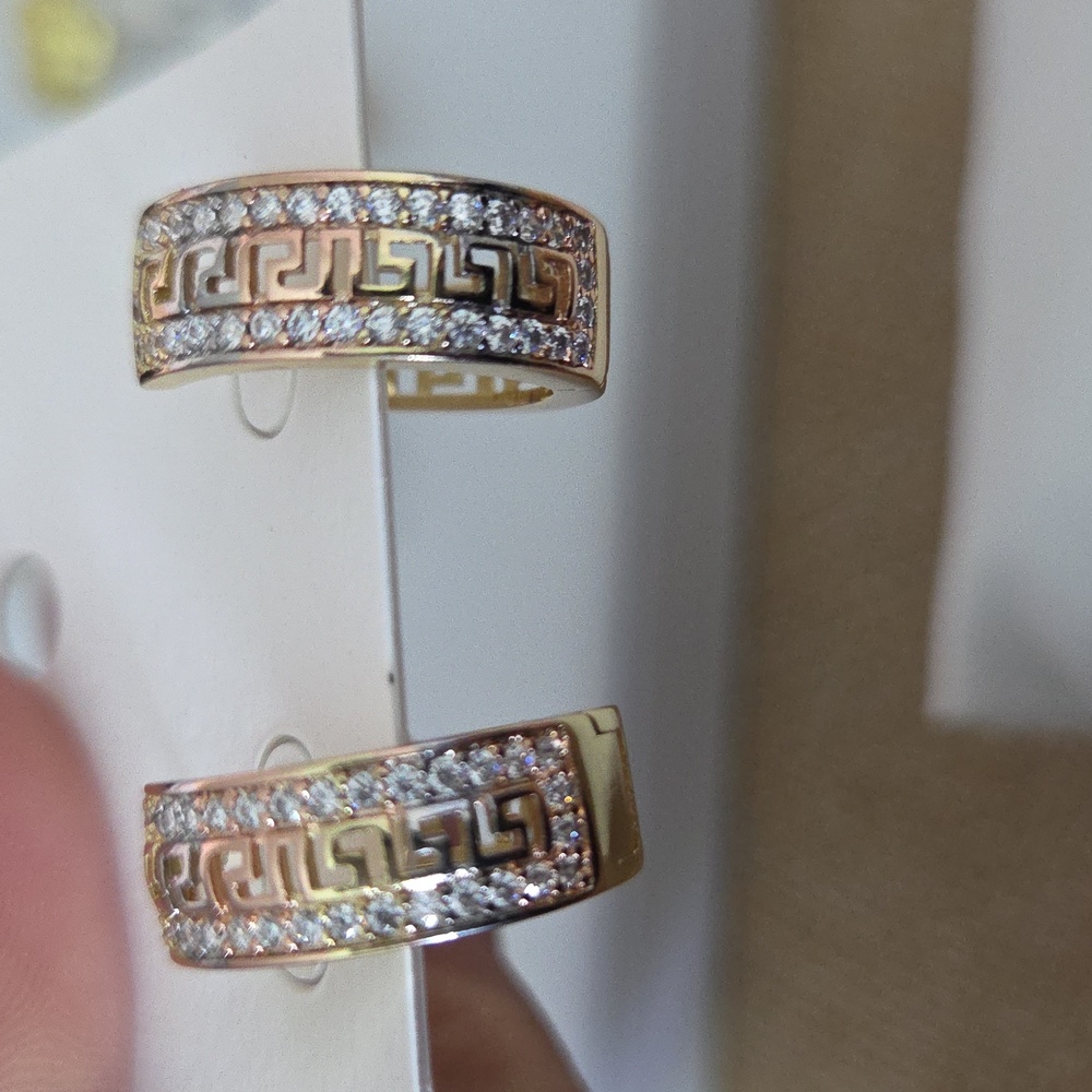 New 18K Gold Filled Greek Key Huggie Earrings – Iced Out Pavé Hoops,Joyeria Fina